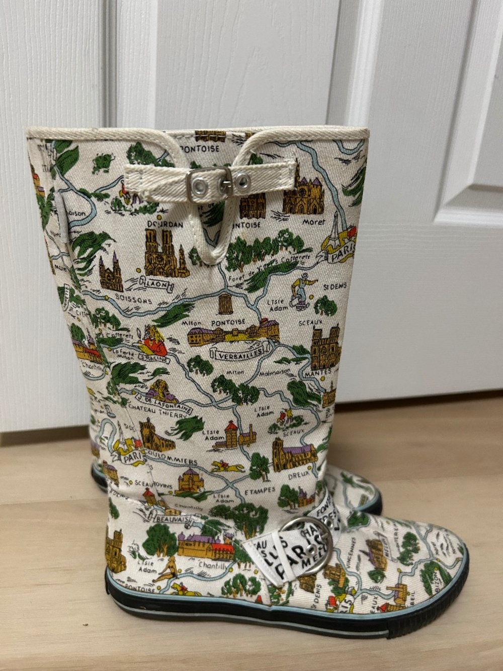 Sugar brand canvas boots